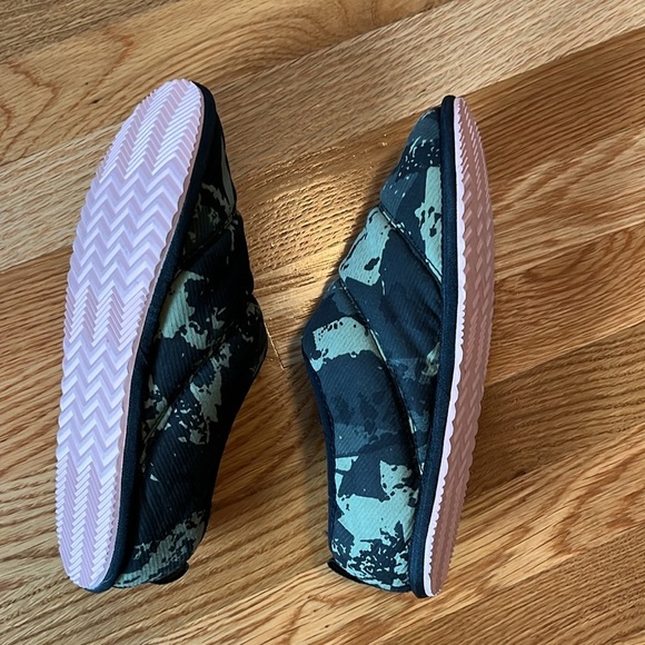 Sorel Go Bodega Run Slippers NEW Size 7 - Picture 5 of 14